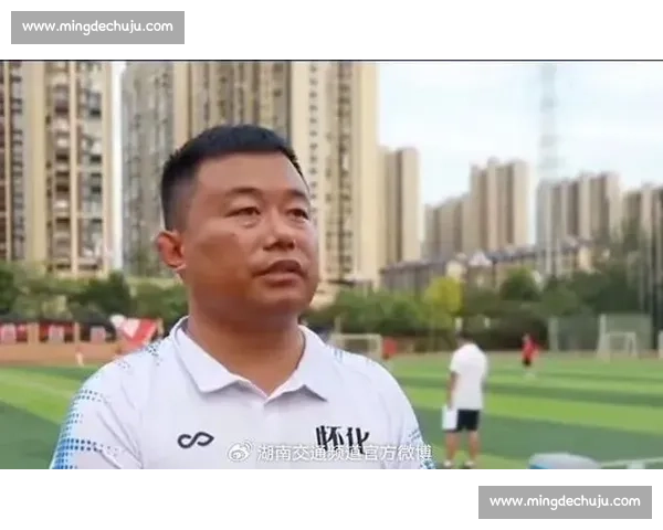 十年坚守终开花,黄楚儒哽咽:永州足球有光 十年坚守终开花,黄楚儒哽咽:永州足球有光