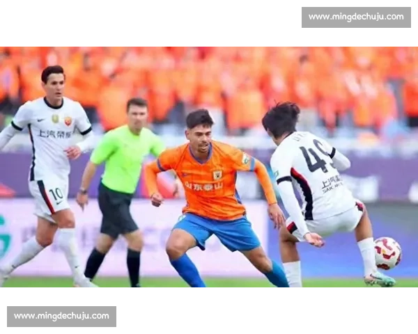 泰山 3-1 破海港！蓉城失登顶良机，争冠悬念熬成 “拉锯战”