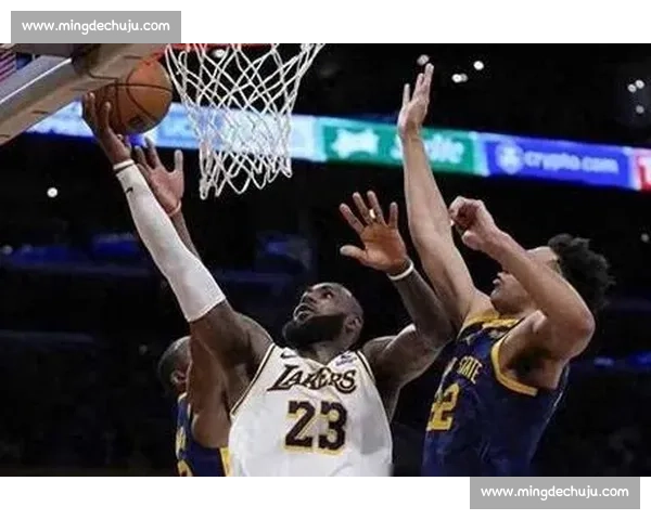 湖人对阵热火总决赛直播视频全程回放精彩看点解析赛场焦点与明星表现盘点