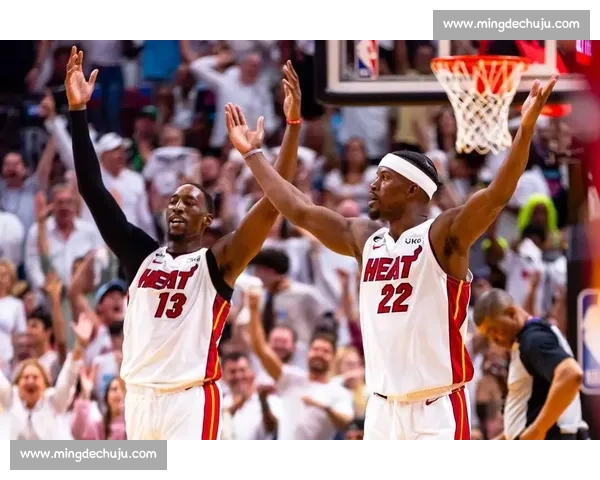 热火湖人G1鏖战回顾詹眉对决与巴特勒硬刚之夜经典一役焦点战夜